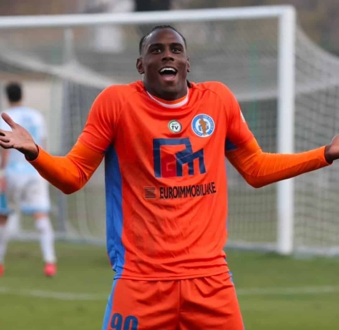 Iniziano le uscite a Palazzolo: ufficiale la risoluzione per Enock Barwuah